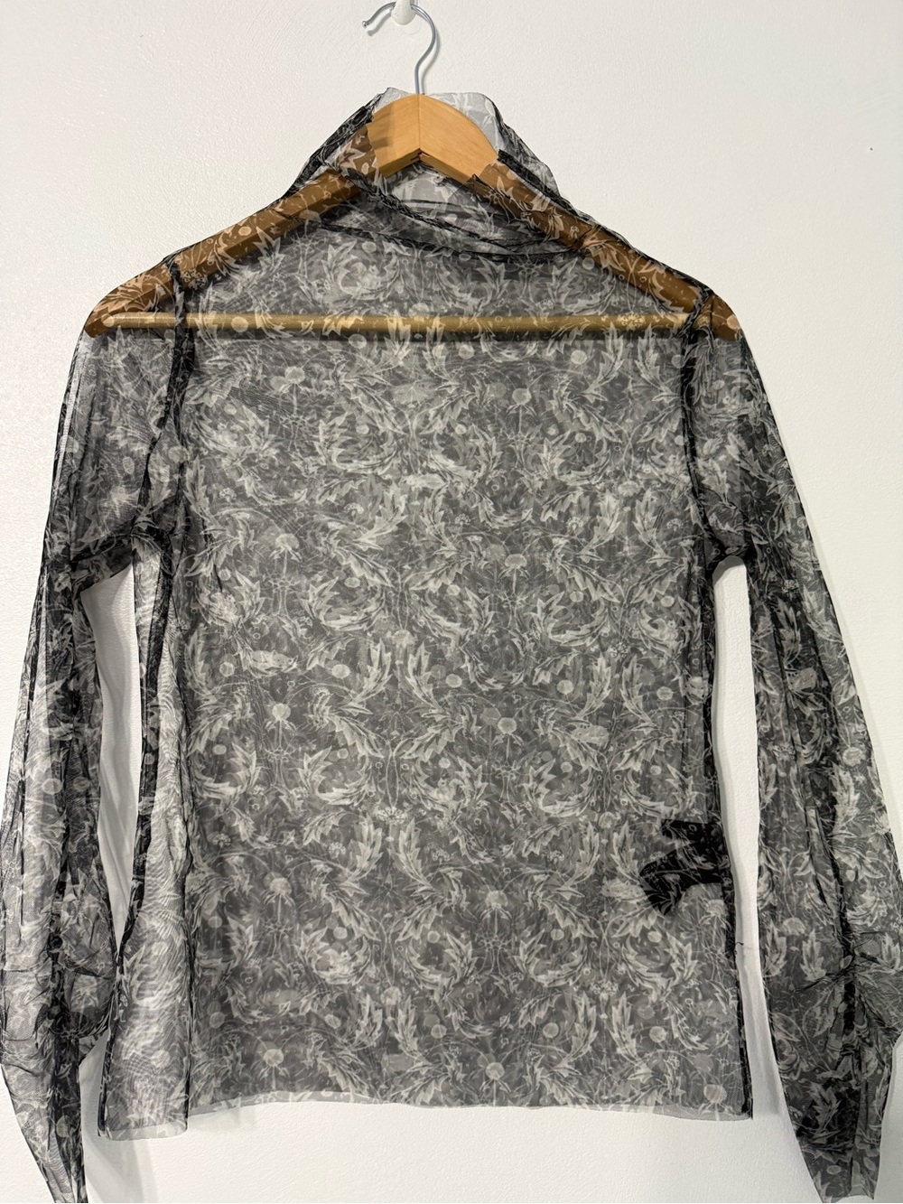 SDEER Concept Black Sheer Floral Mesh Long-Sleeve Tee